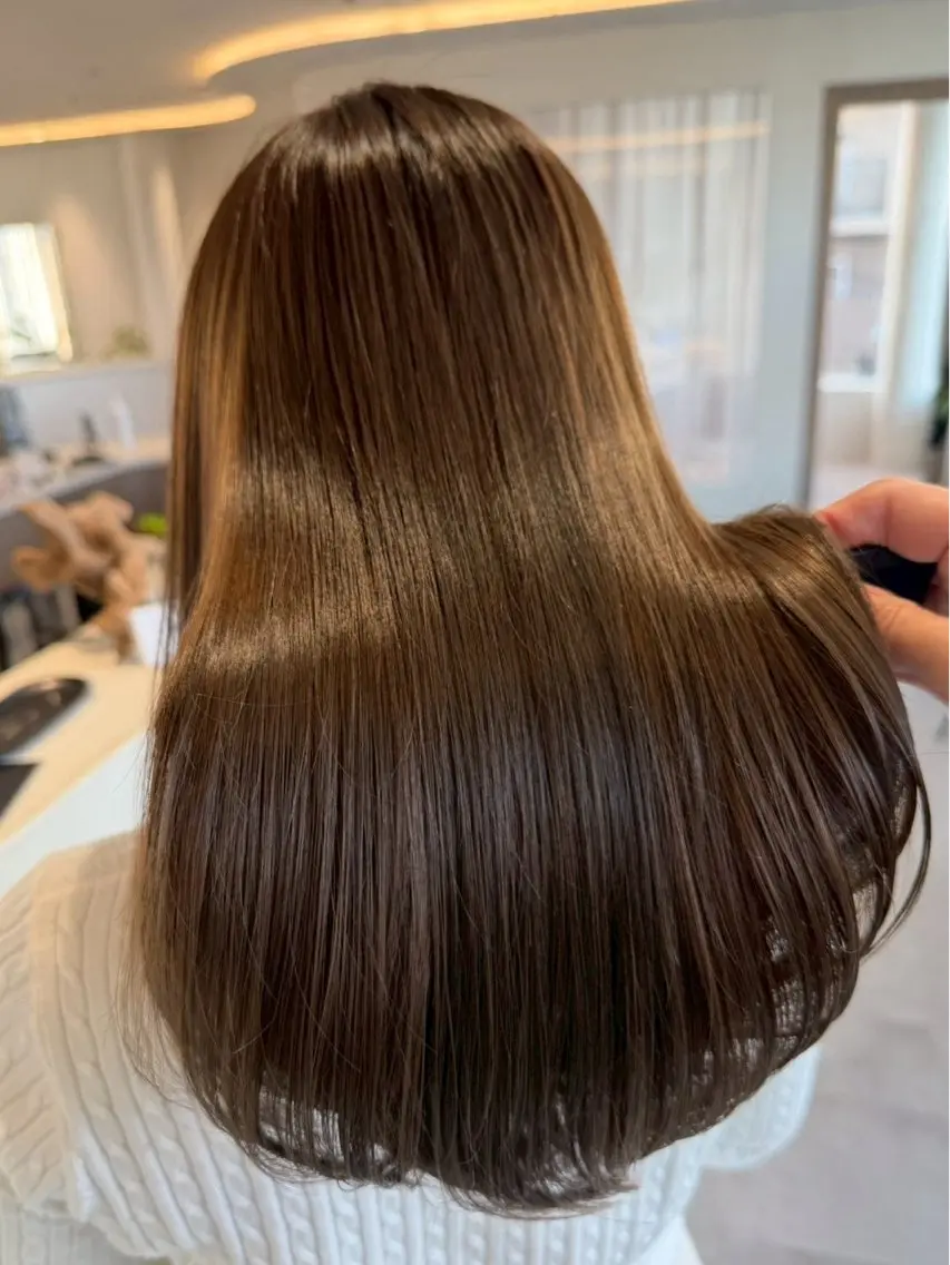 ロング 玉林 和子のヘアスタイル
