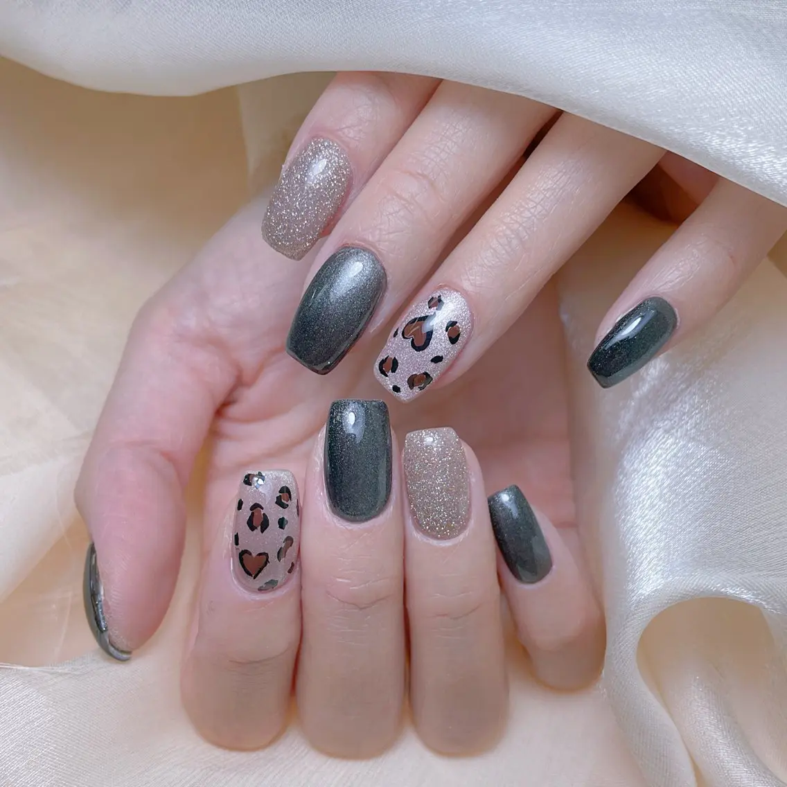 ネイル オーロラネイル チークネイル ハート マグネットネイル スカルプネイル ハンドネイル 💅ネイル✨ プリンセスのネイルデザイン