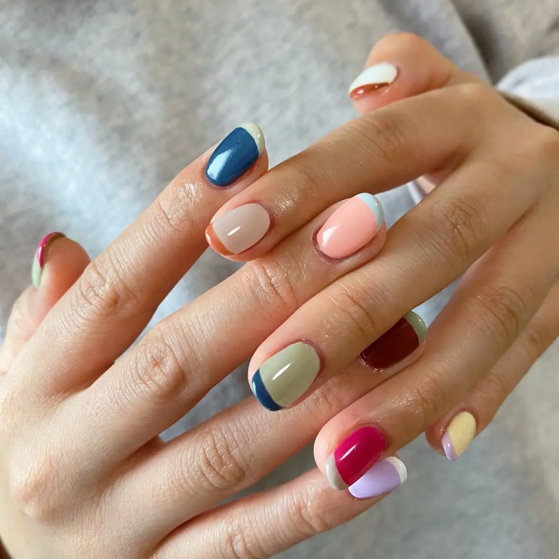 ネイル アートネイル オーロラネイル フレンチネイル 氷ネイル・うるうるネイル マグネットネイル ハンドネイル Nail by Licorneのネイルデザイン