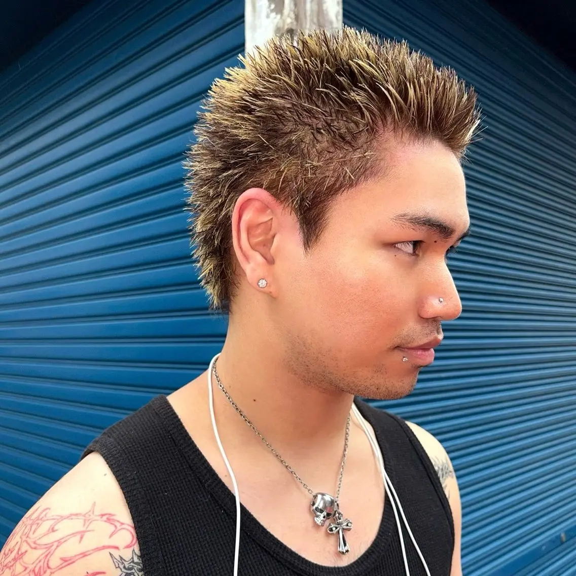 ショート カラー メンズ カット ヘアカラー 雁野 来夏のヘアスタイル