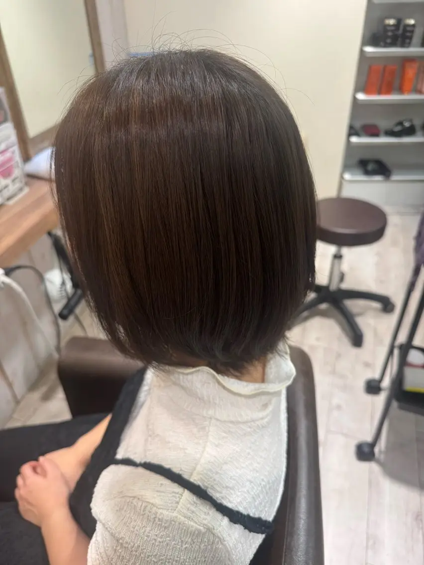 ボブカット＋トリートメントの写真