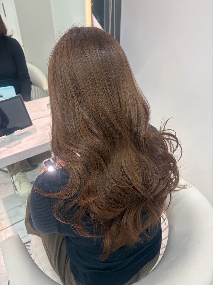 ロング カラー カット ヘアカラー りおん レイヤー/ベージュのヘアスタイル
