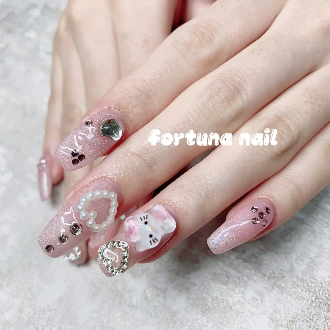 ネイル Nail •Head スパFortunaのネイルデザイン