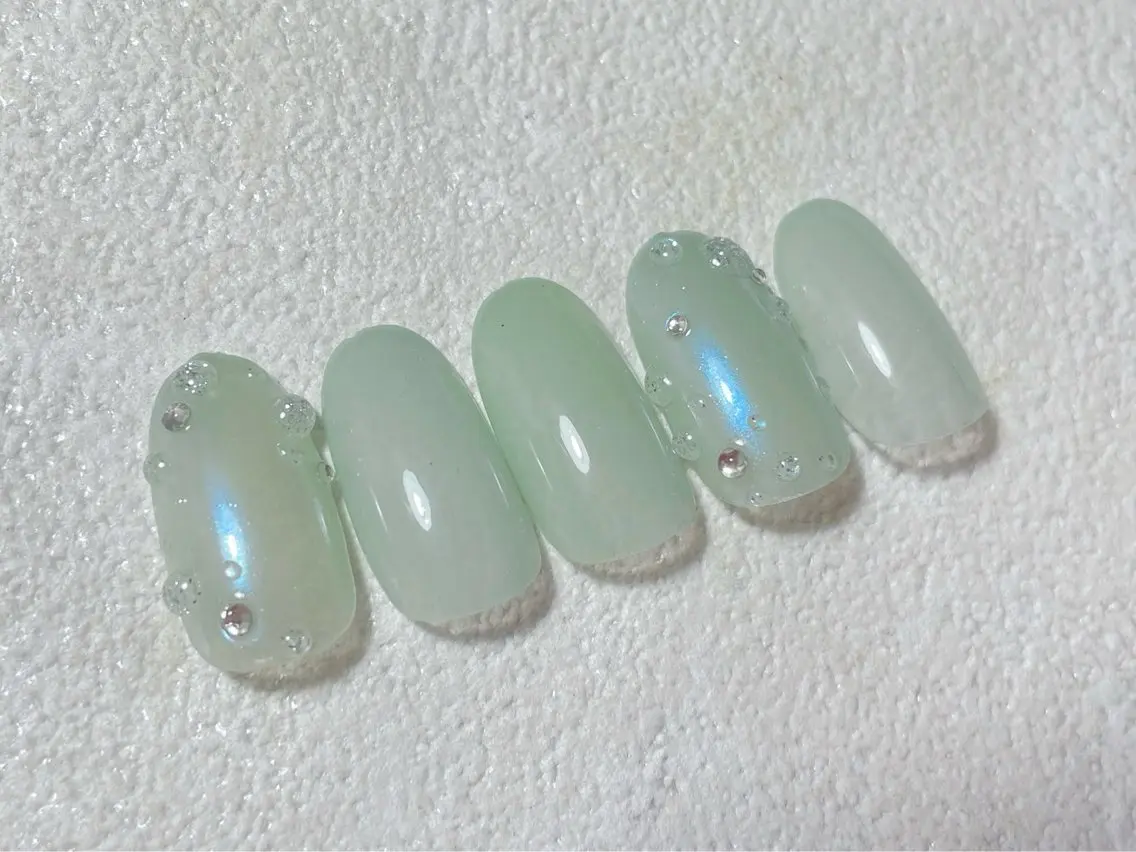 ネイル オーロラネイル フットネイル フレンチネイル ジェルネイル マグネットネイル ハンドネイル mogunail &blowのネイルデザイン
