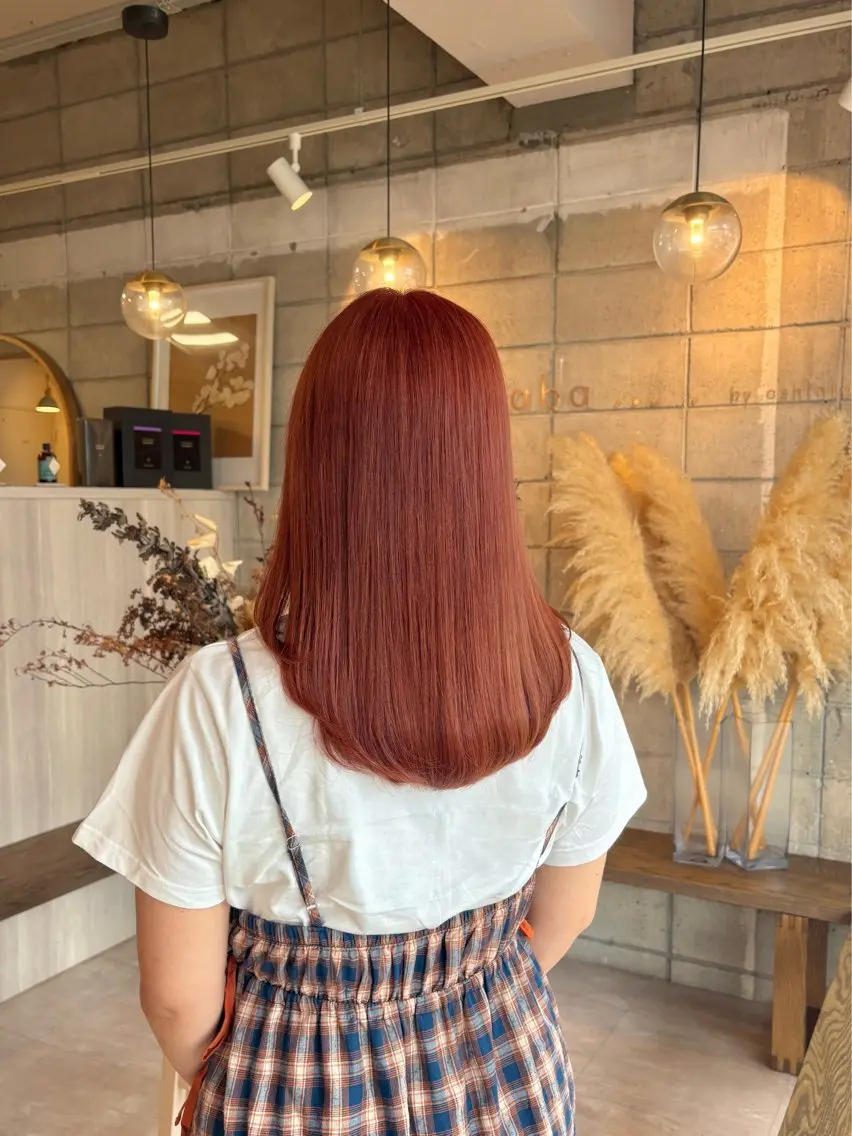 ロング カラー カット ヘアカラー トリートメント 眞名子 瑞紀のヘアスタイル