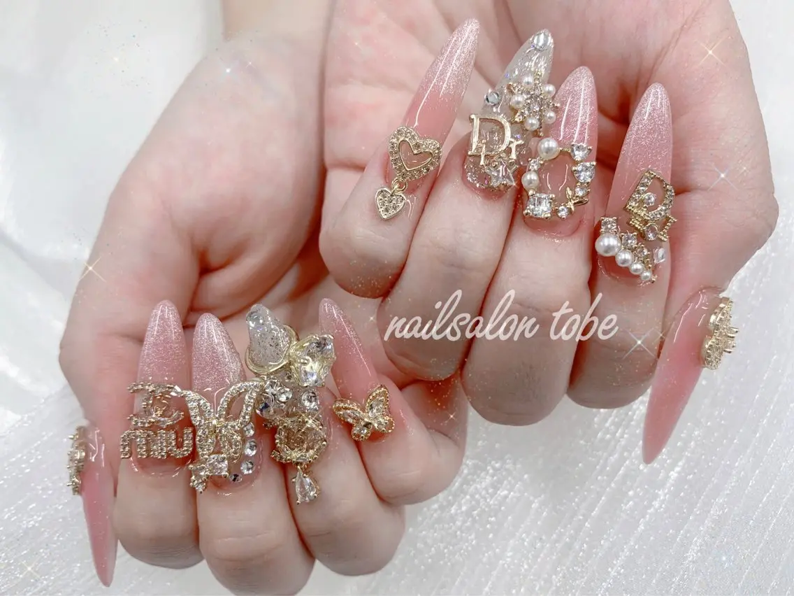 ネイル Nail Salon To Beのネイルデザイン