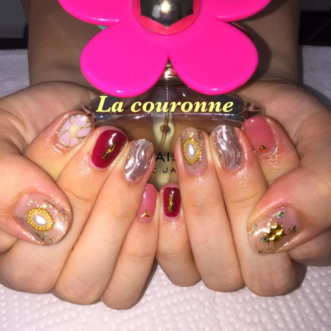 ネイル ハンドネイル Lacouronne NATSUMIのネイルデザイン