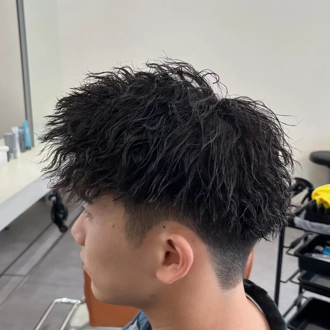 パーマ メンズ フェザーパーマメンズ ピンパーマ京都駅前のヘアスタイル