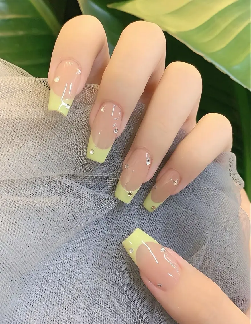 ネイル ハンドネイル 🎀 NaNa_nailのネイルデザイン