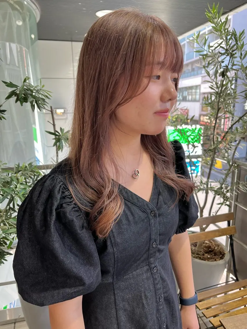 セミロング カラー ブリーチ ケアブリーチ ダブルカラー イヤリングカラー グレージュ ヘアカラー トリートメント カットパーマ 🌀あさみのヘアスタイル