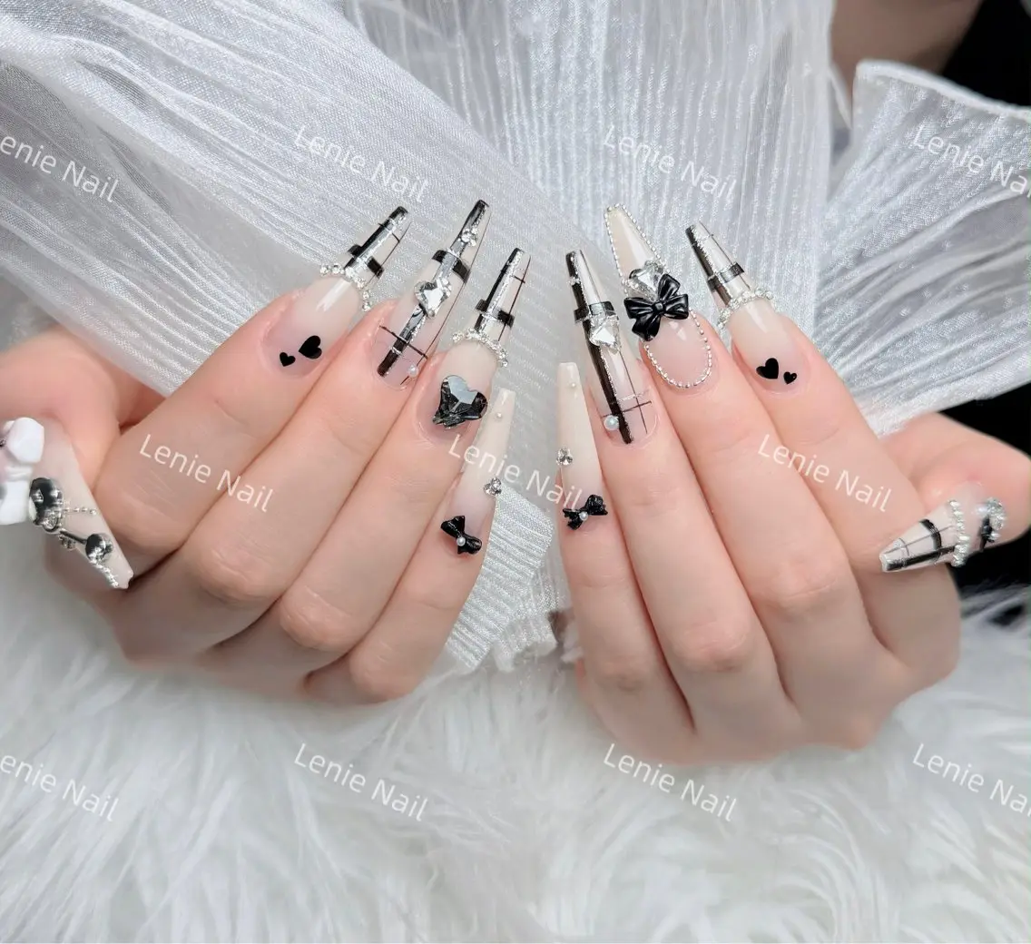 ネイル アートネイル 韓国ネイル 持ち込み ワンホンネイル ハンドネイル Lenie Nail Salonのネイルデザイン