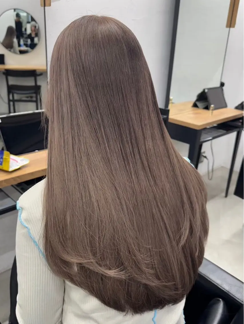 カラー ブリーチ ダブルカラー ブリーチなしカラー 松岡 沙弥のヘアスタイル