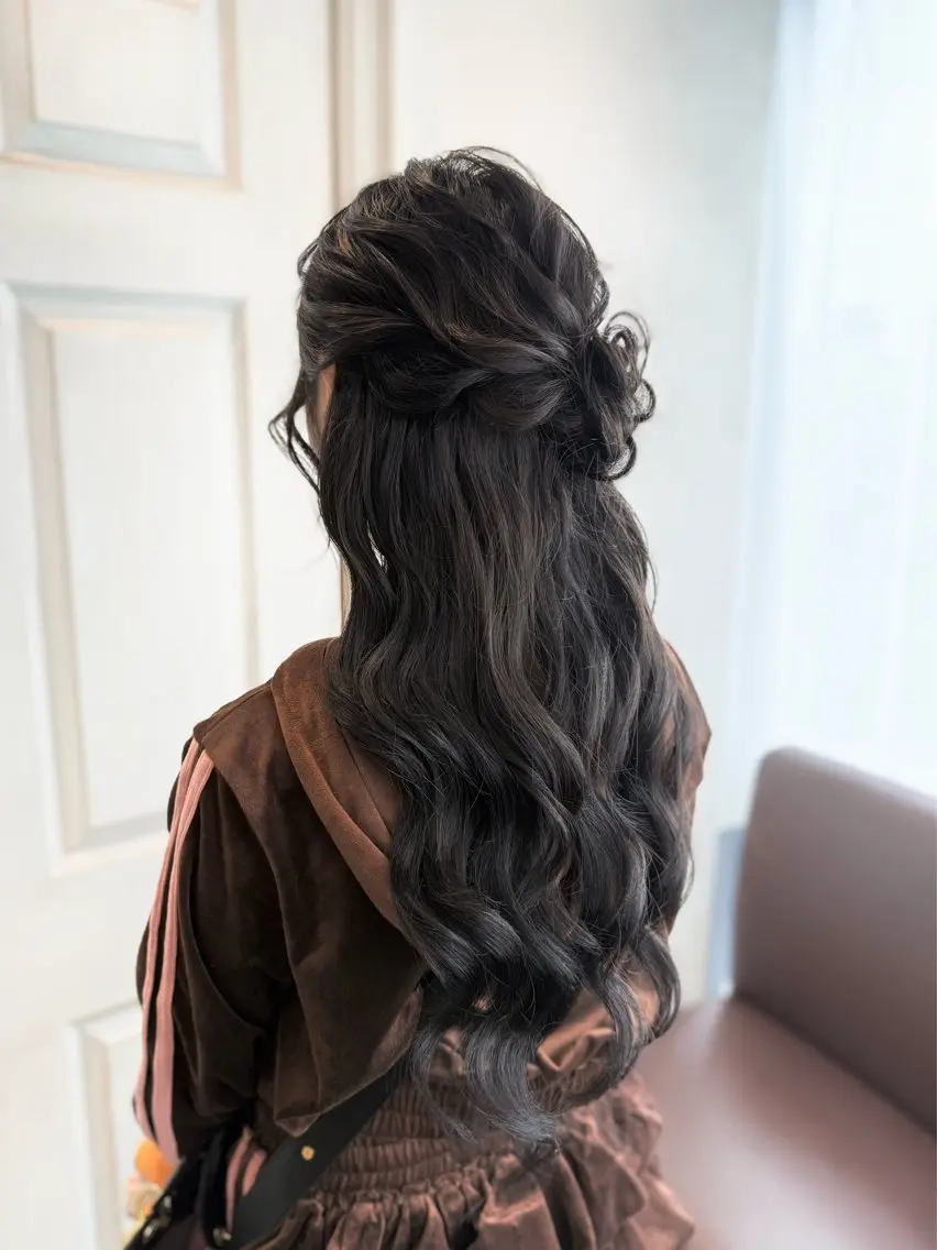 ヘアアレンジ ハーフアップ 結婚式・ブライダル デート 入学式 卒業式のヘアスタイル ヘアセット ヘアメイク美容師 🦋サカモトレナ🦋のヘアスタイル