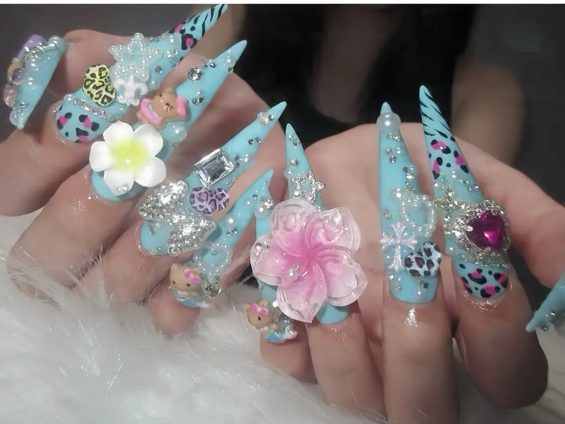 ネイル オーロラネイル ブルー フットネイル ジェルネイル 氷ネイル・うるうるネイル ハンドネイル Rin Nail 新大久保店のネイルデザイン