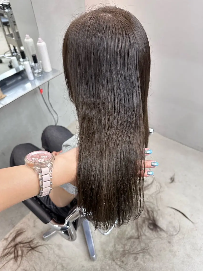 セミロング カラー トリートメント 染谷 遥花のヘアスタイル