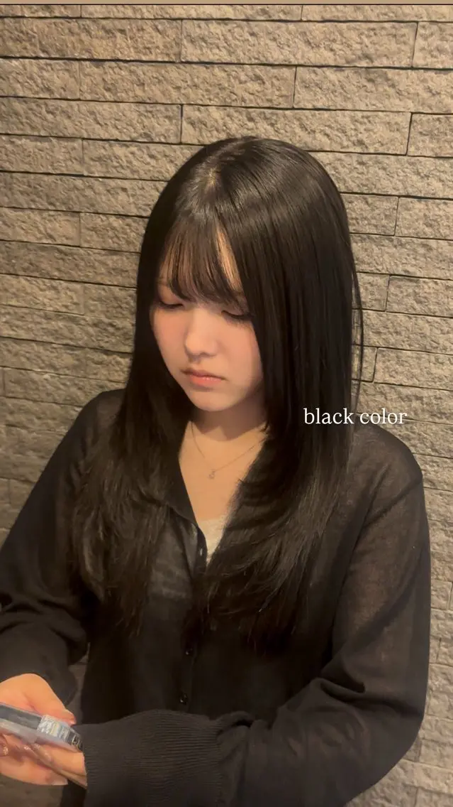 ロング カラー ヘアカラー 🐈‍⬛JUMI /透明感カラー/🩶のヘアスタイル