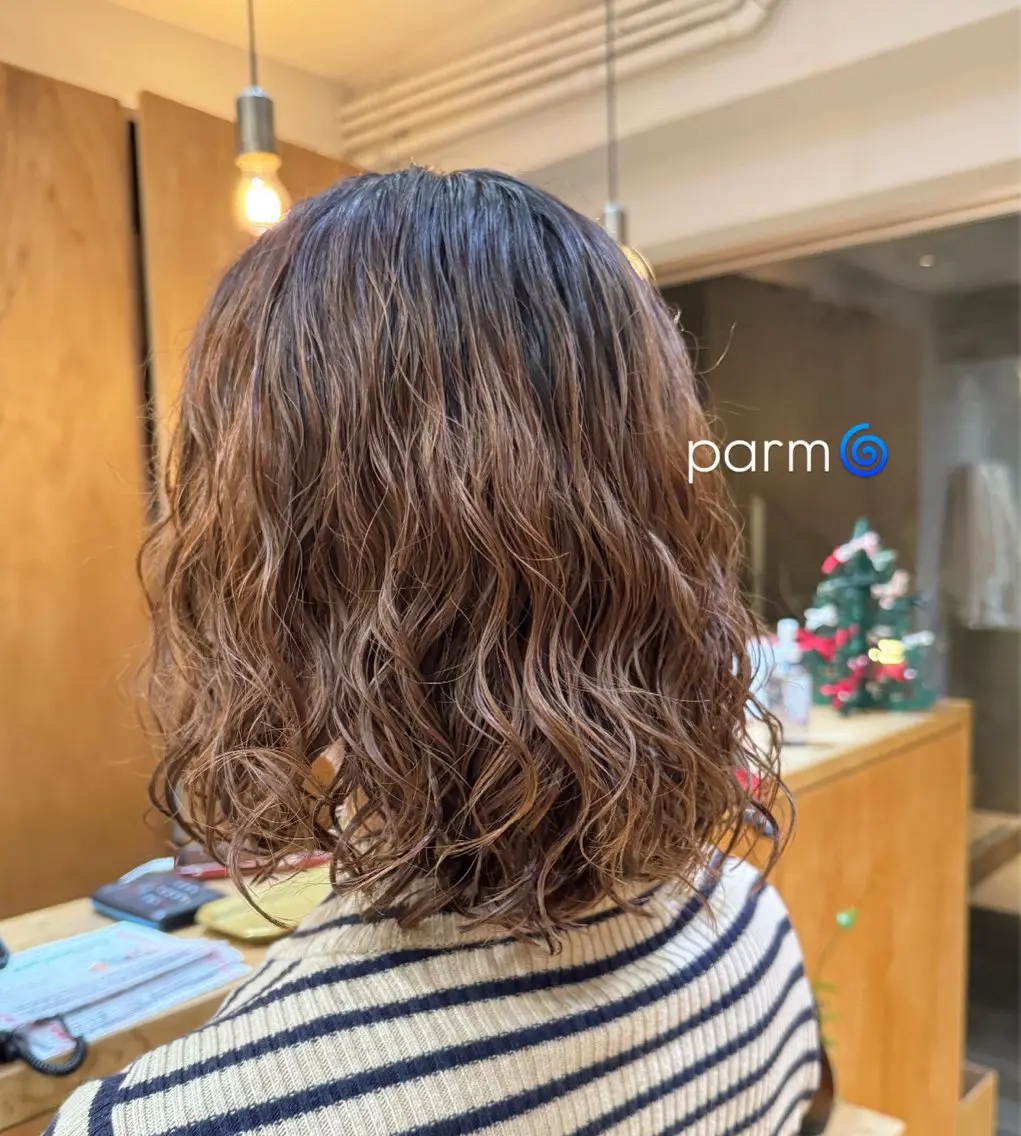 パーマ 🌱艶髪ストレート✨ 🦖せりか🦖のヘアスタイル