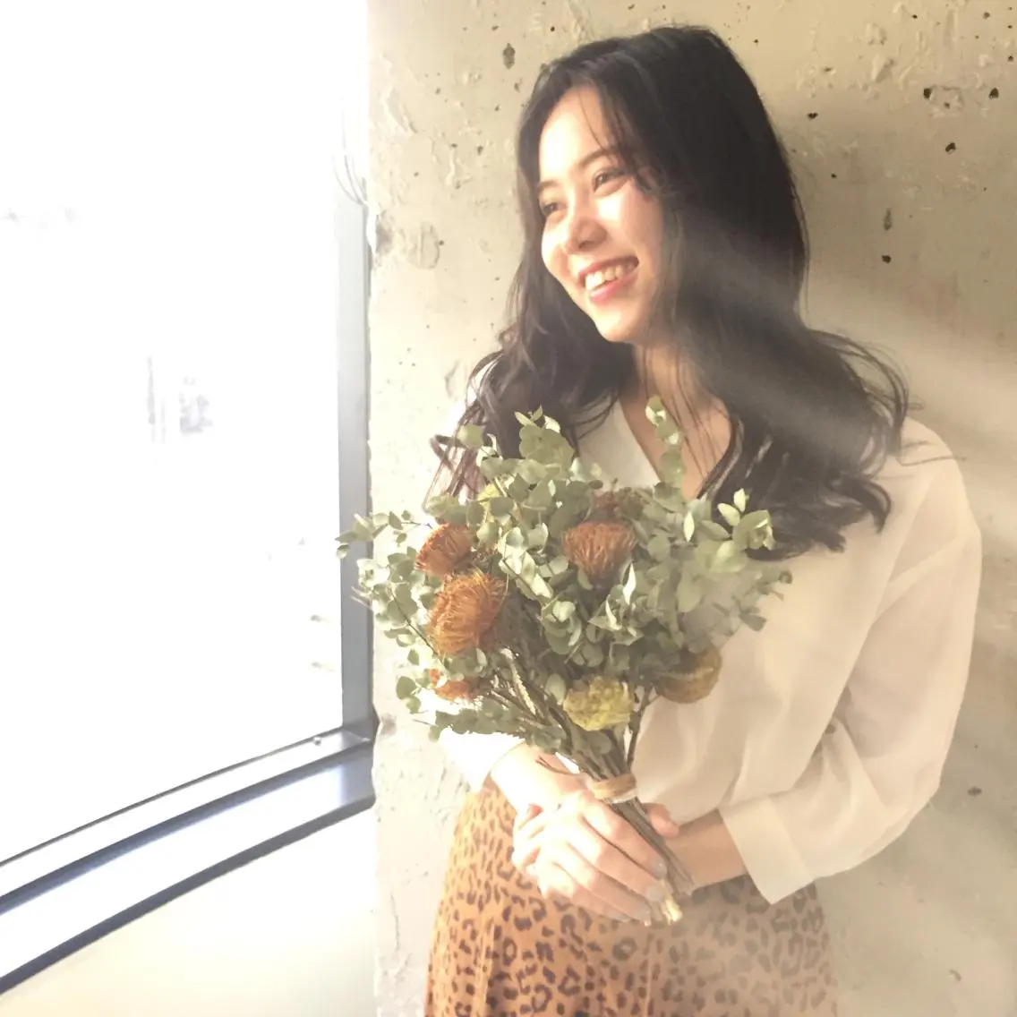 ロング カット ヘアカラー 稲田 結衣夏のヘアスタイル