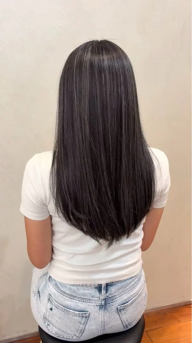 セミロング カラー ヘアカラー トリートメント 佐藤優晟/カラー/ 癖毛ショート/表参道のヘアスタイル
