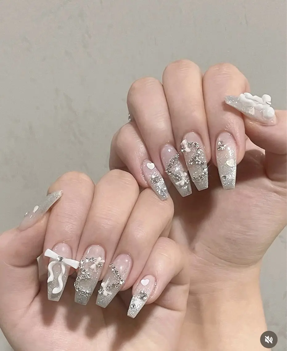 ネイル ハンドネイル Rina Mika Nailsのネイルデザイン