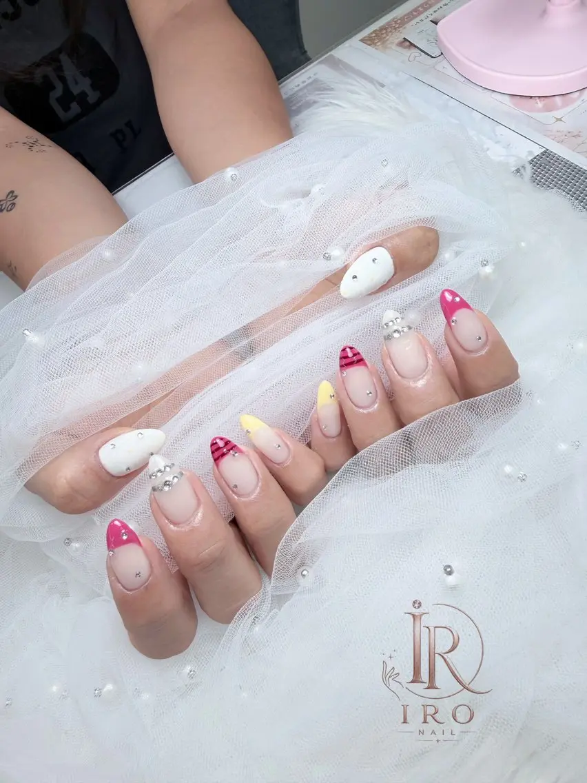 ネイル ハンドネイル IRO Nail Studioのネイルデザイン