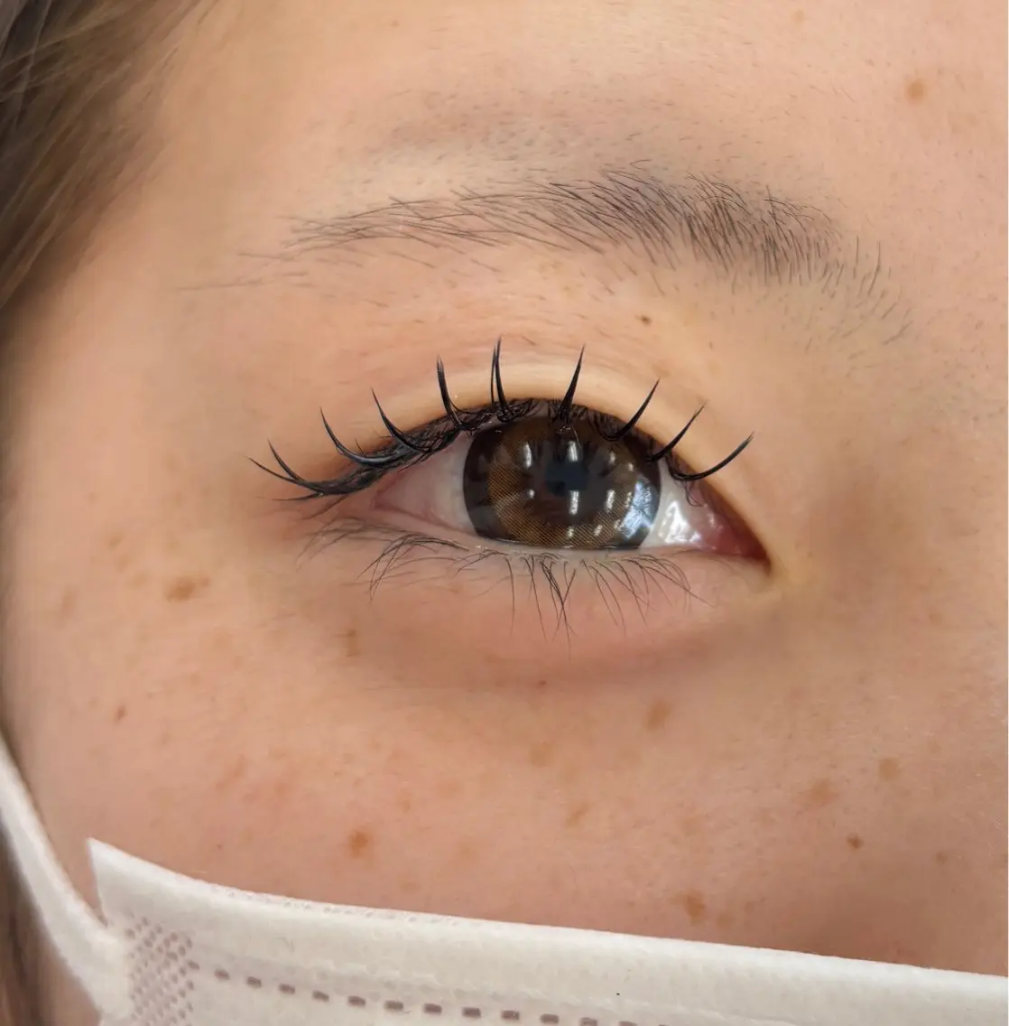 まつげエクステ上100本の写真