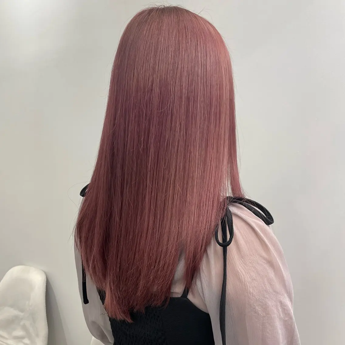 ロング カラー ベージュカラー ピンクカラー ピンクベージュ カット ヘアカラー joule 藤原沙綾のヘアスタイル