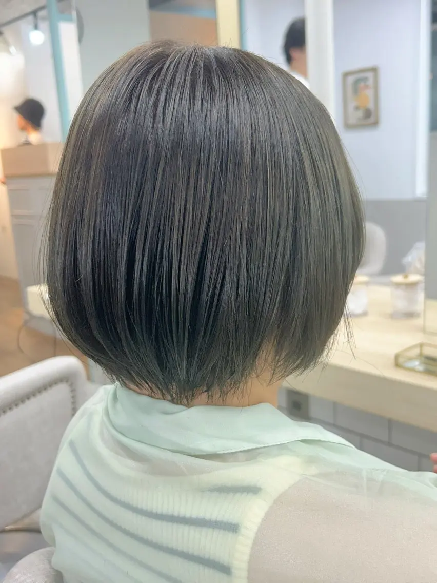 ショート カラー ショートボブ ベージュカラー オリーブベージュ ボブ ショートヘア 🌷MIREA🌷 LUANA 難波店のヘアスタイル