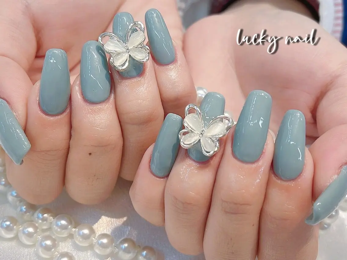 ネイル チークネイル 長さ出し ジェルネイル マグネットネイル 持ち込み Lucky nail 小林和希のネイルデザイン