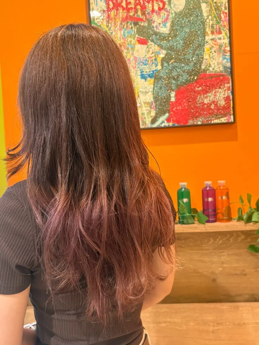 カラー ピンクカラー 藤嶋 恭子のヘアスタイル