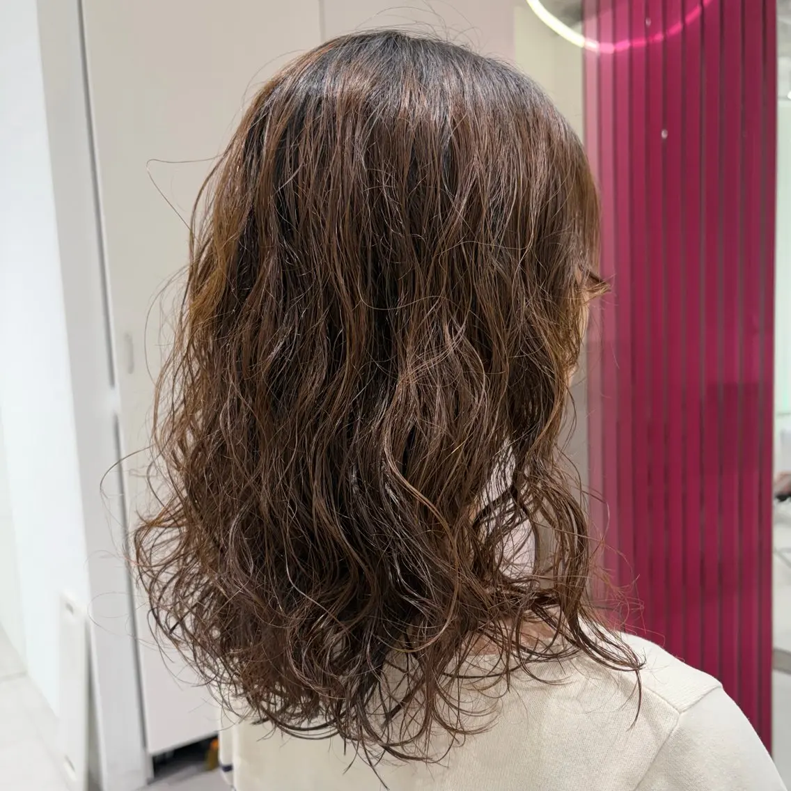 ミディアム パーマ カット パーマ HARUHI 銀座 美容師౨ৎ⋆˚のヘアスタイル