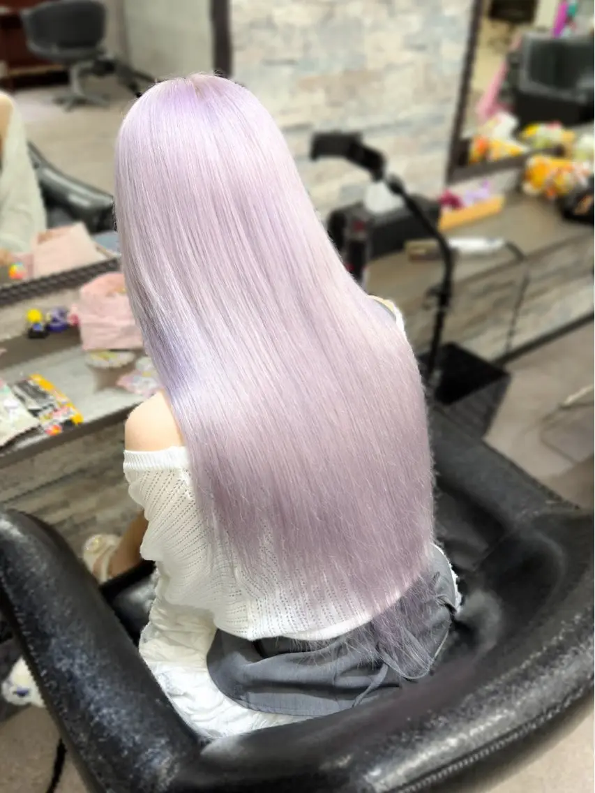 ロング カラー カット ヘアカラー トリートメント エクステ ハイトーンエクステ 🎩カズキ🎩のヘアスタイル