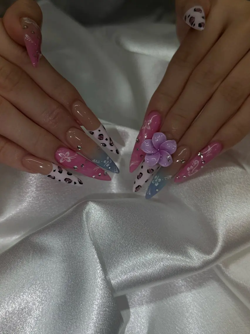 ネイル ハンドネイル N. Manamiのネイルデザイン