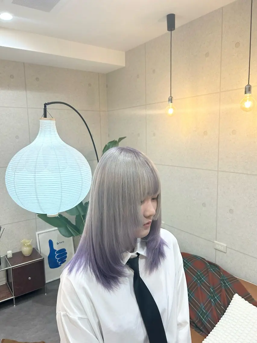 ミディアム lucia RYOのヘアスタイル