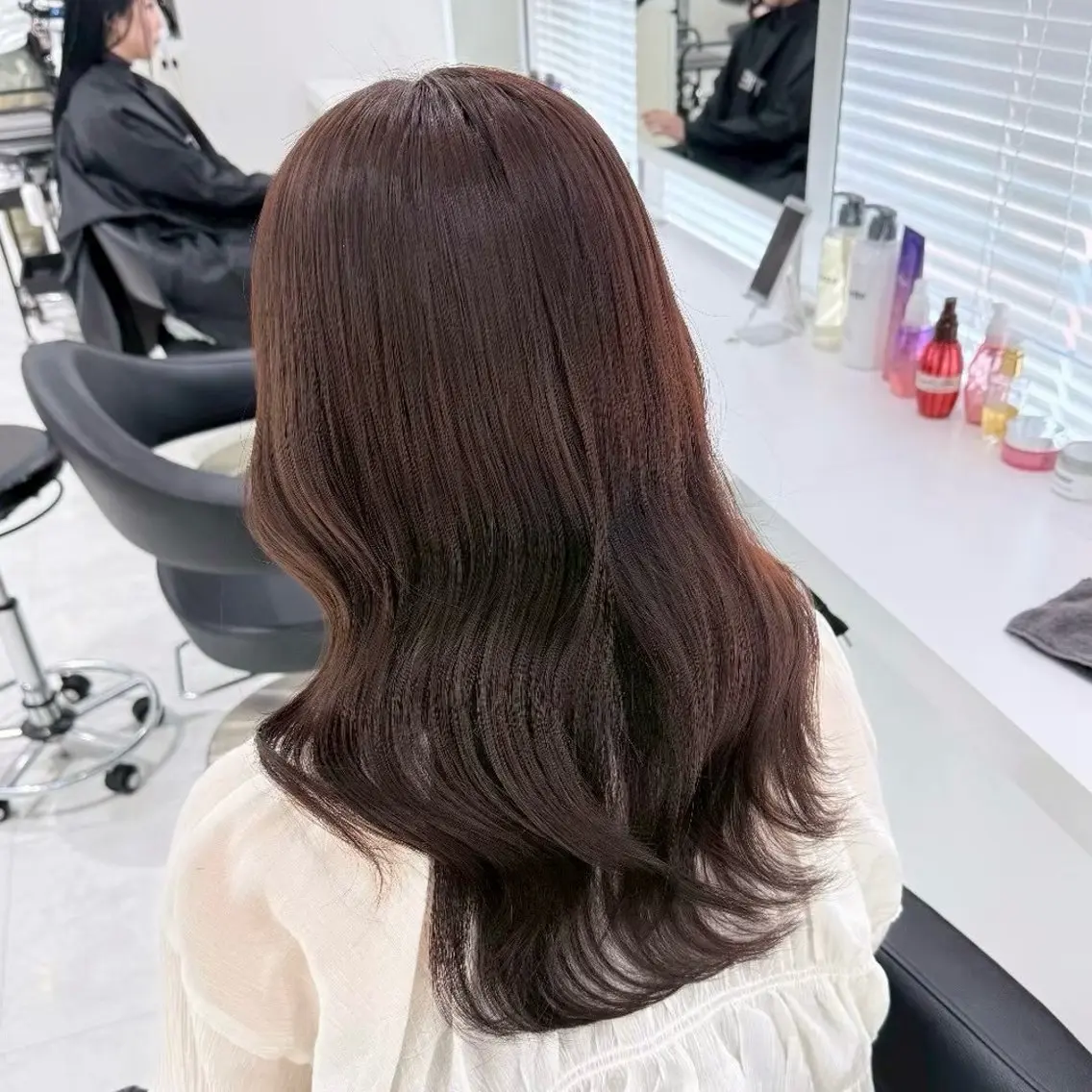 カラー 🤍ブリーチなし ブラウンhimi🤍のヘアスタイル