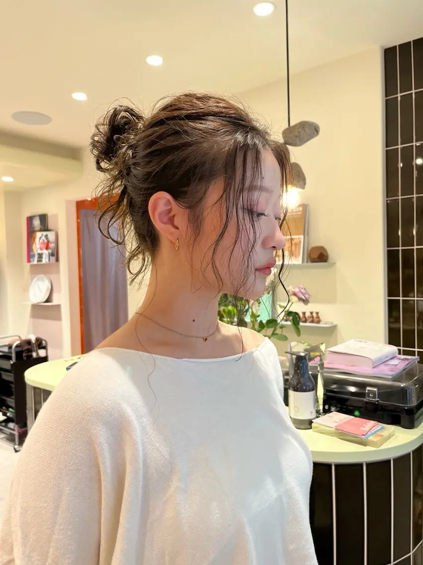ロング カラー お団子ヘア カット ヘアカラー トリートメント ヘアセット🎀パーマ Tsubasaのヘアスタイル