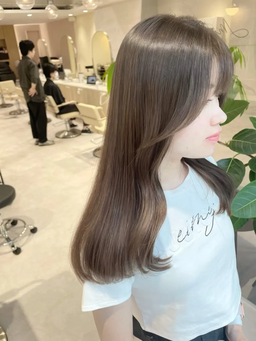 セミロング カラー ベージュカラー ブリーチ ブリーチなしカラー カット ヘアカラー トリートメント ブリーチなし/透明感 カラー🕊️坂入上総のヘアスタイル