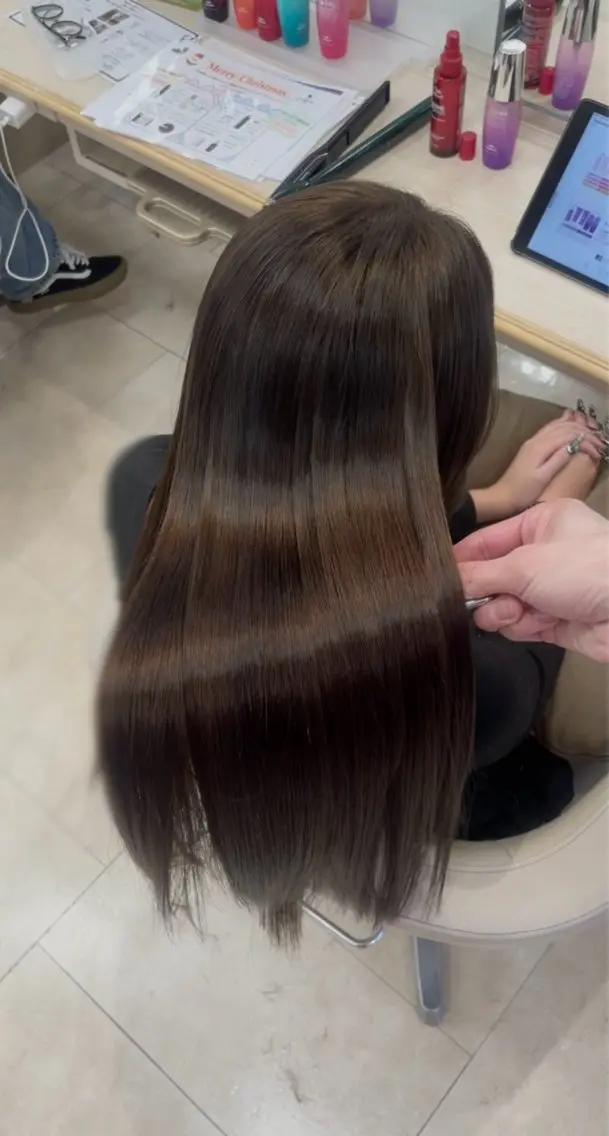 ロング シャドウパーマ／骨格 矯正カット　トモキのヘアスタイル