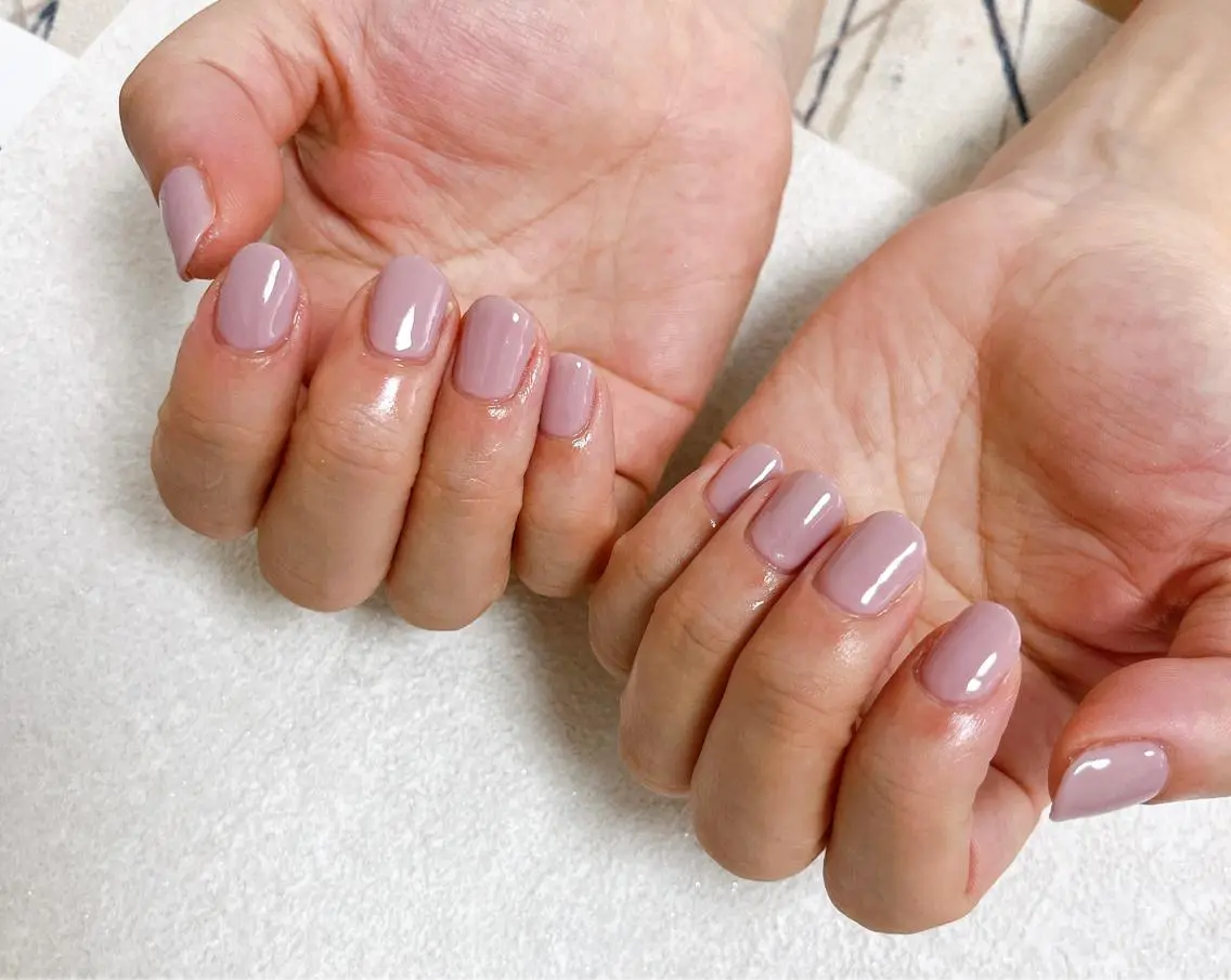 ネイル オーロラネイル フラワーネイル フットネイル フレンチネイル ジェルネイル ハンドネイル mogunail &blowのネイルデザイン