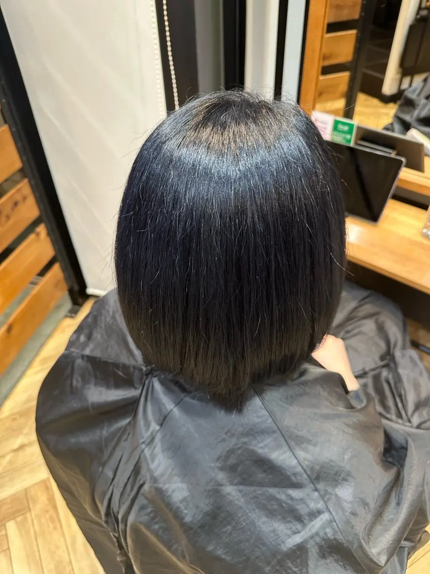 ミディアム カラー ヘアカラー Luna🌙 艶カラーのヘアスタイル