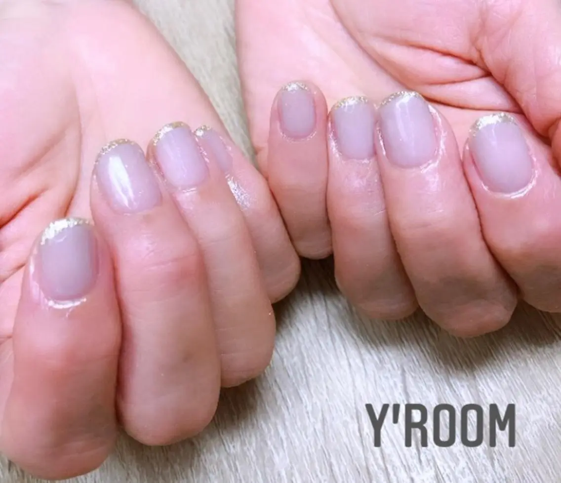 ネイル オーロラネイル フラッシュネイル フットネイル ジェルネイル 氷ネイル・うるうるネイル ハンドネイル YUKA （ネイリスト）のネイルデザイン