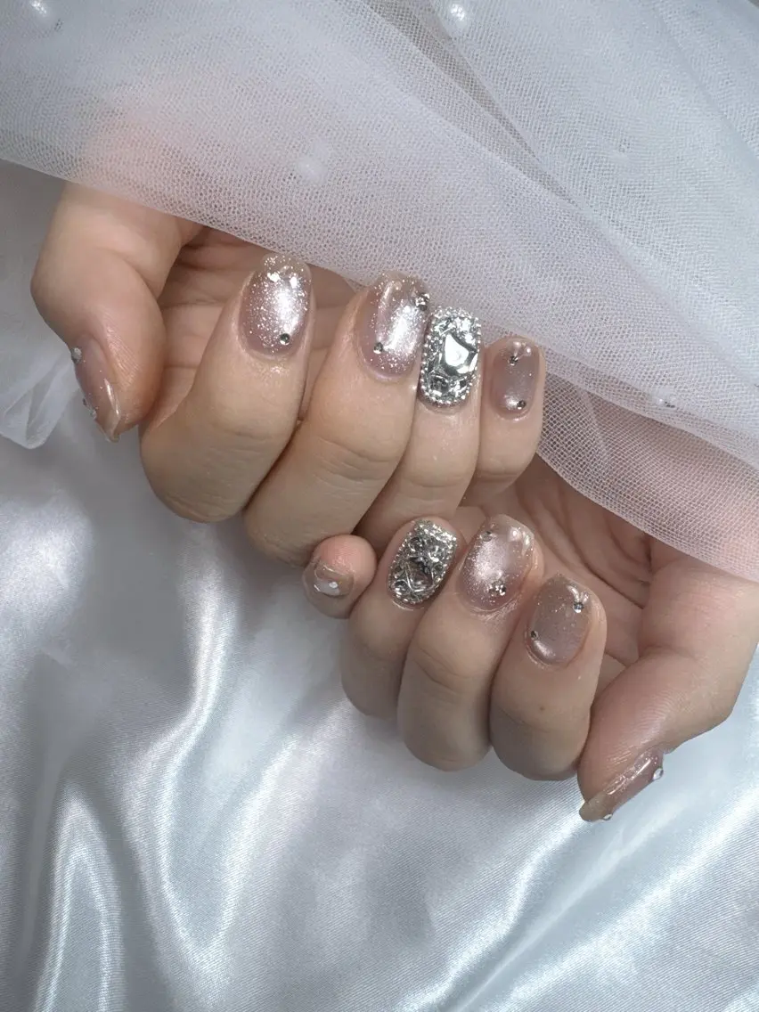 ネイル アートネイル チークネイル ドット フットネイル フレンチネイル ハンドネイル Queeens nailのネイルデザイン
