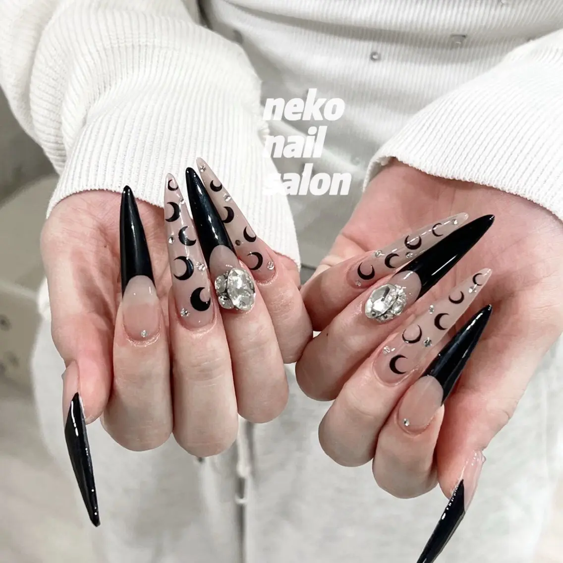 ネイル フレンチネイル ハンドネイル neko nailのネイルデザイン