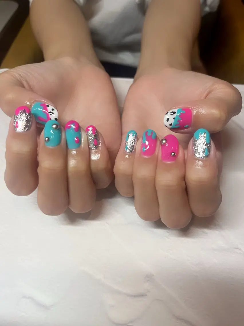 ネイル ハンドネイル li___nail 31のネイルデザイン