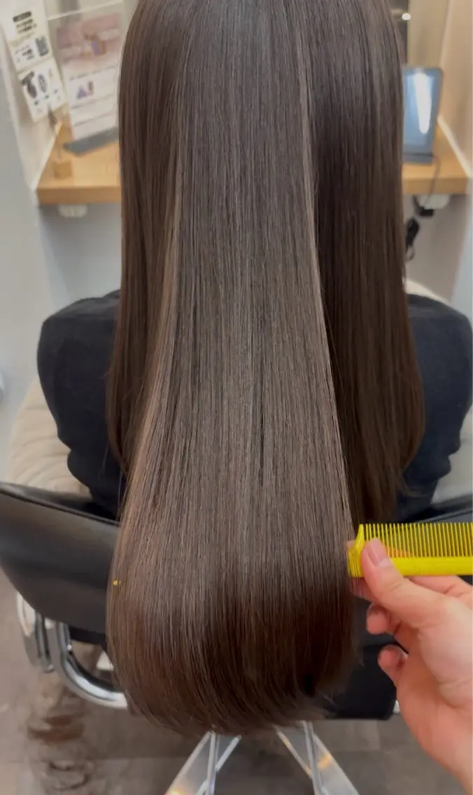 ロング カット ヘアカラー トリートメント 髪質改善/艶髪 土屋恵梨花のヘアスタイル