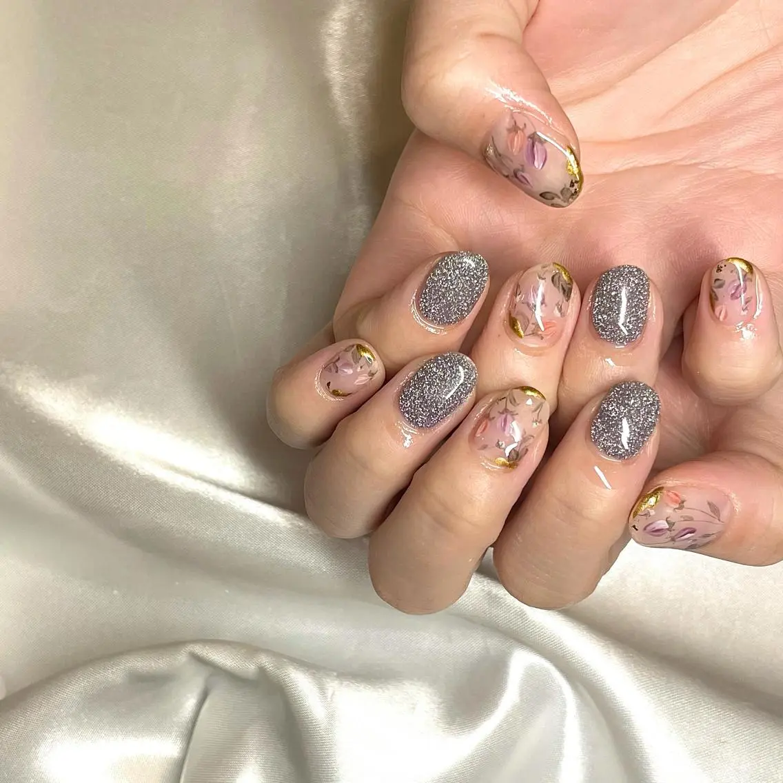 ショート カラー パーマ ヘアアレンジ メンズ キッズ ネイル マツエク・マツパ フラワーネイル el. by Aoのネイルデザイン