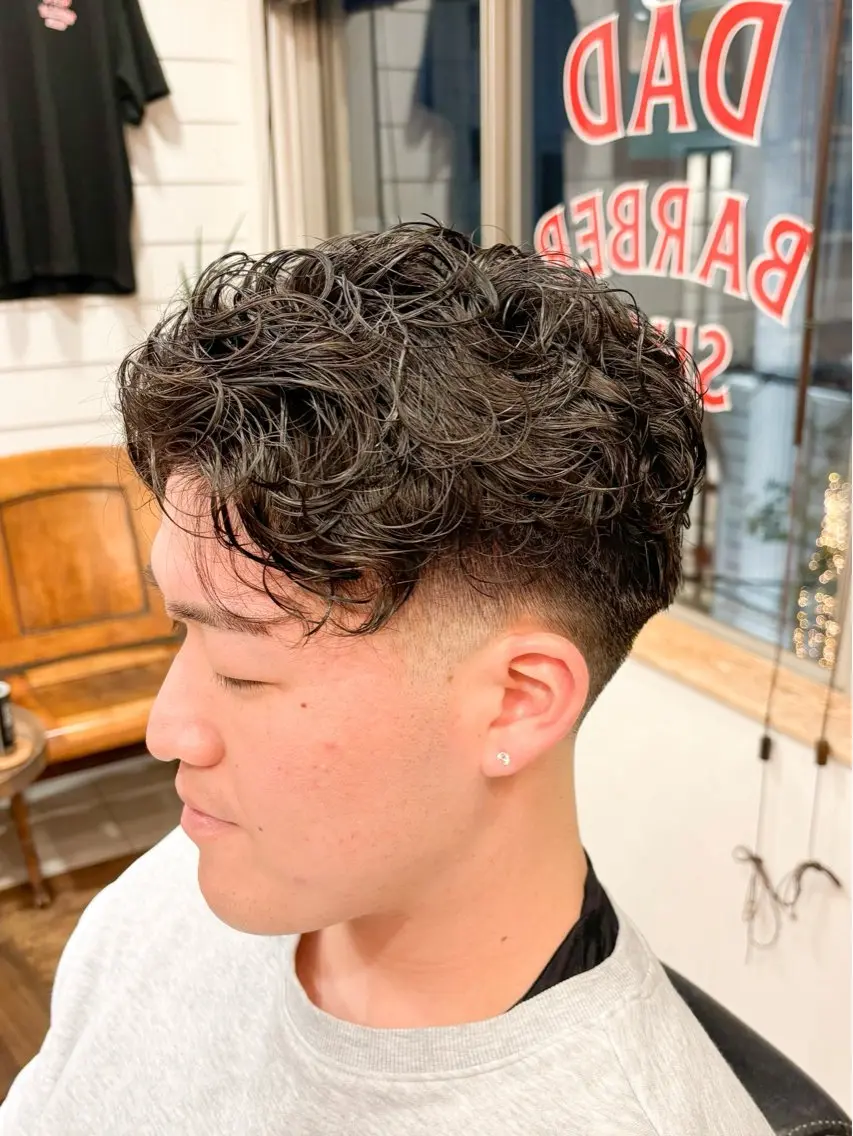 ショート パーマ メンズ メンズパーマ カット パーマ 三宮メンズカット ヨシイッキのヘアスタイル