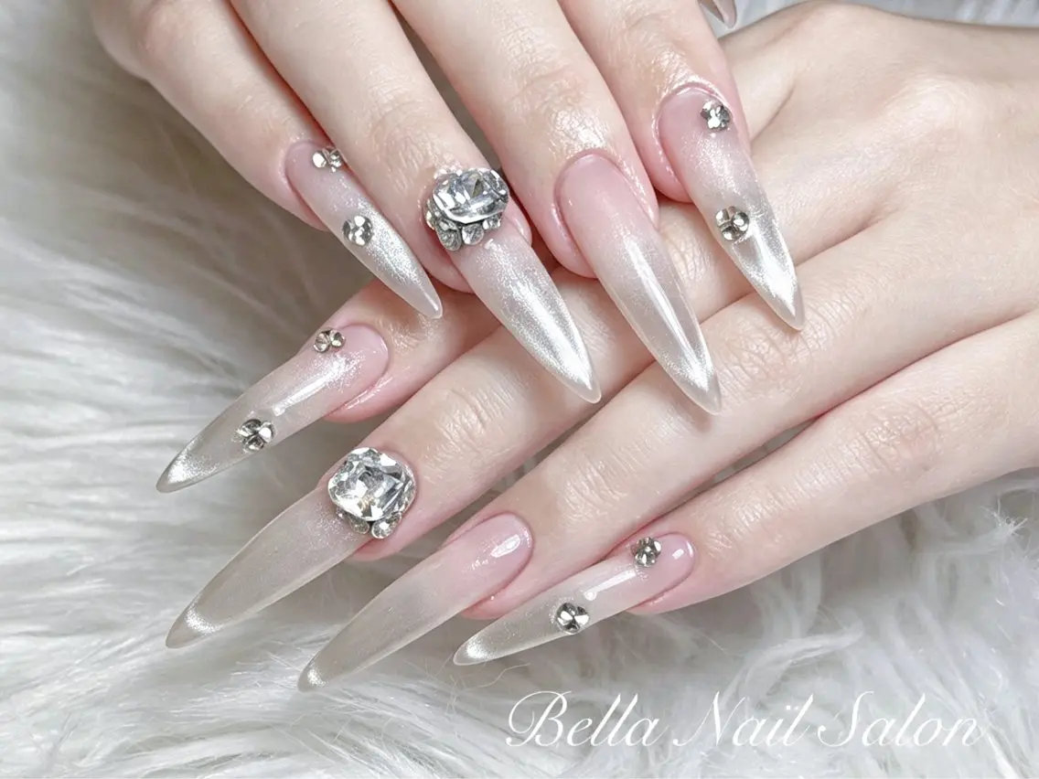 ネイル ハンドネイル Bella Nail Salonパラジェルのネイルデザイン