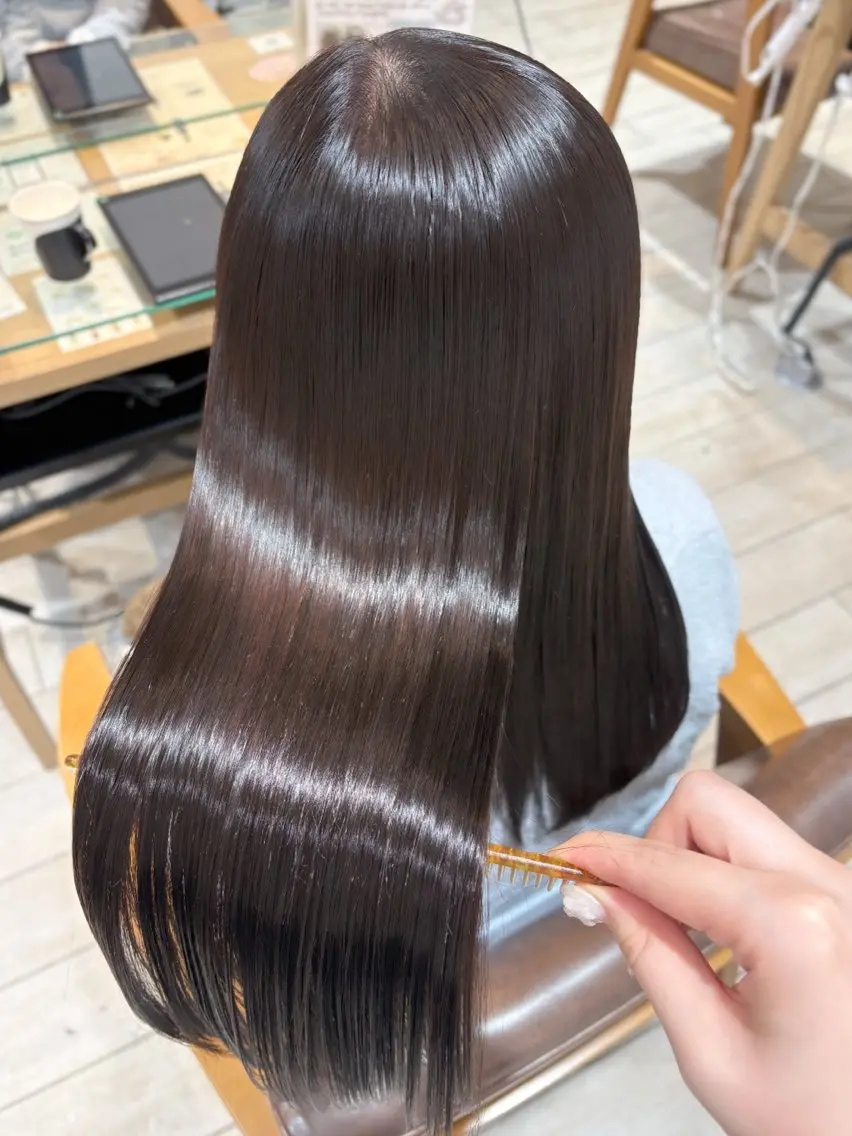 ミディアム 縮毛矯正 トリートメント Ami 🕊✨のヘアスタイル