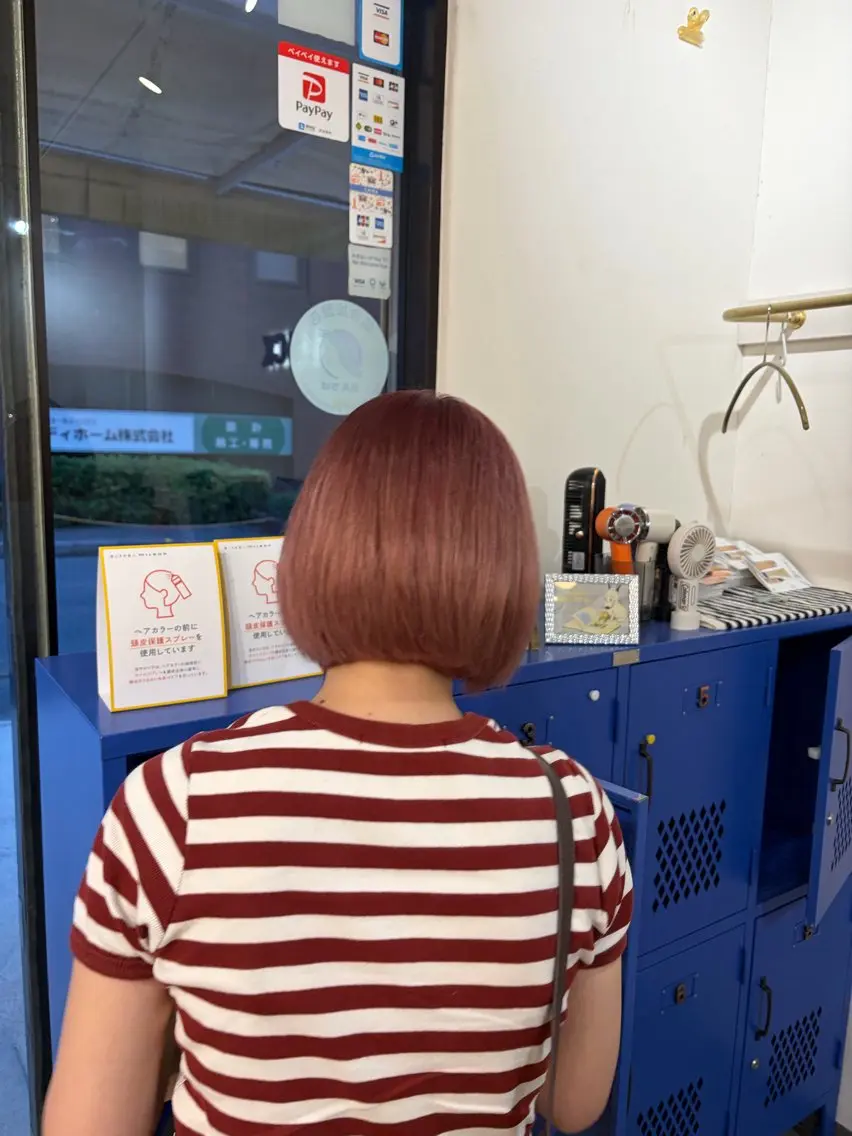 ショート カラー LUCK ユナのヘアスタイル